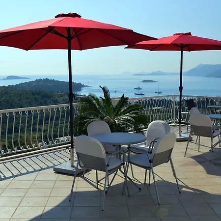 Mimoza Cavtat