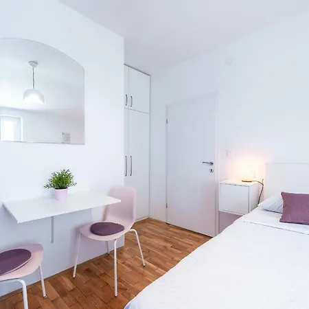 Mimoza Penzion 3*