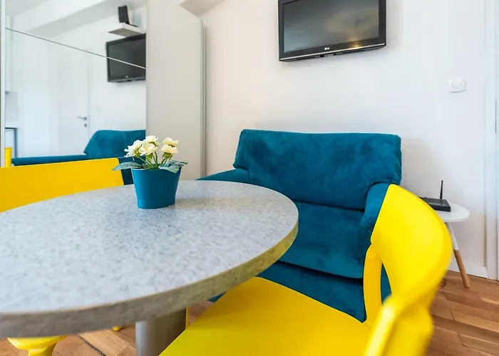 Gostinjska kuća Mimoza 3*